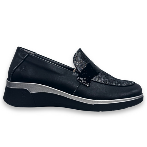 Women's Suave Madeira - Black/Jade