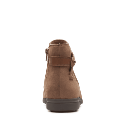 Women's Clarks Tamzen Mid - Tan Waxy Suede
