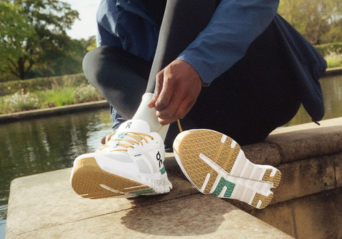 On Men's Cloudrunner 2 - Undyed/White/Green