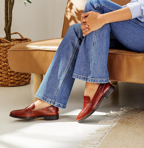 Women's ECCO Dress Classic 15 Loafer in Cognac