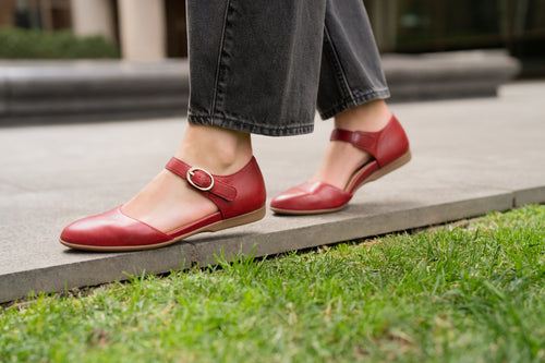 Women's Dansko Liv in Red Nappa
