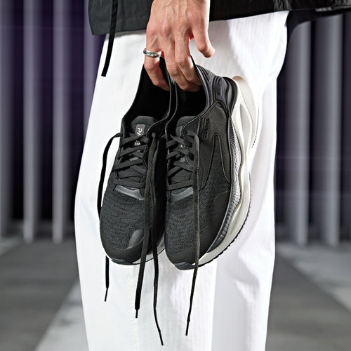 Men's Clarks Pace in Black/White