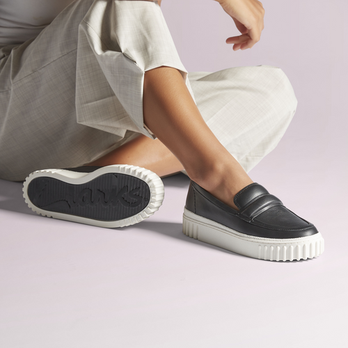 Women’s Clarks Mayhill Cove in Black