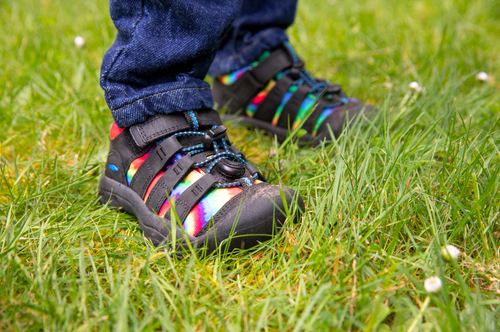 KEEN Kids' Newport in Black/Original Tie Die