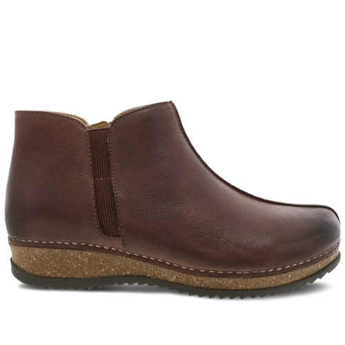 Women’s Dansko Makara – Brown Waxy Milled