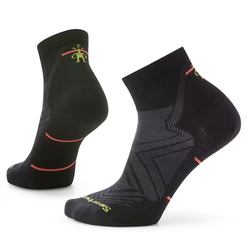 Women's Smartwool Run Targeted Cushion Ankle Socks – Black