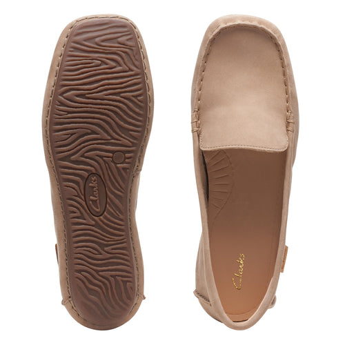 Women's Clarks Freckle Walk - Sand Nubuck
