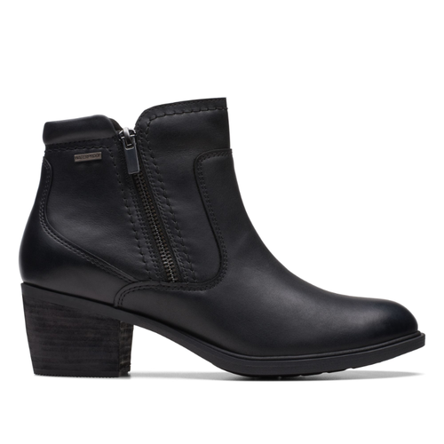 Women's Clarks Neva Zip - Black Leather