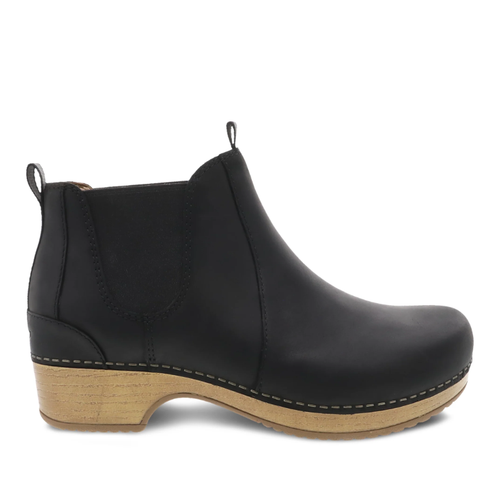 Women’s Dansko Becka – Black Oiled