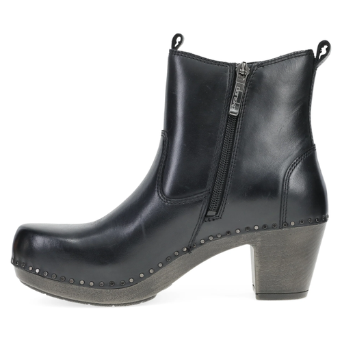 Women’s Dansko Shayna – Black Burnished Calf