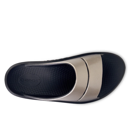 Women's OOFOS OOmega OOahh Slide Luxe - Latte