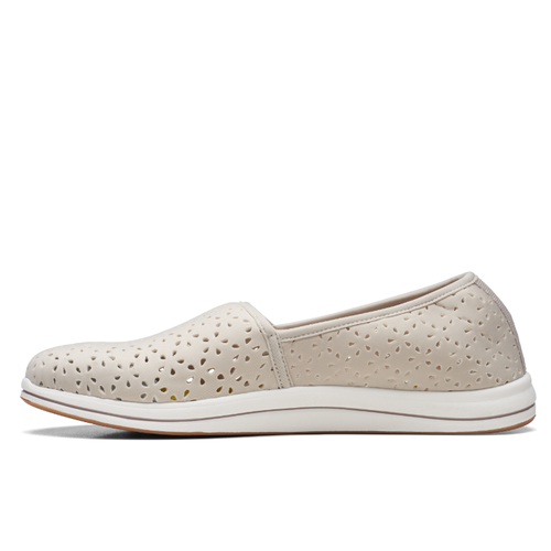 Women's Clarks Breeze Emily - Light Taupe