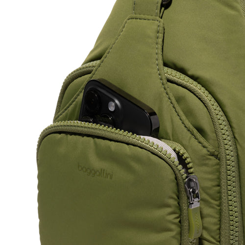 Baggallini Central Park Sling – Sage Puff