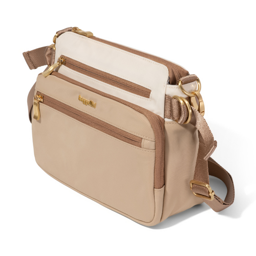 Baggallini Marais Crossbody – Desert Sand Multi