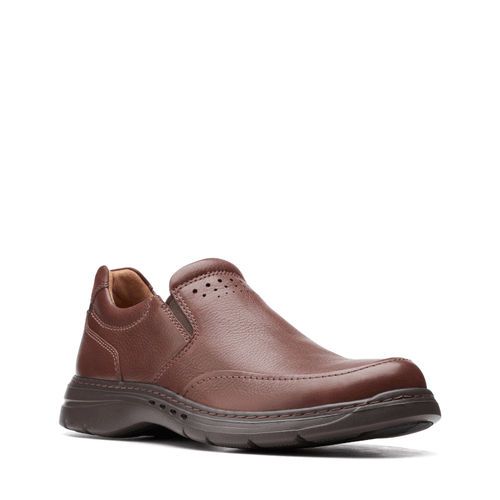 Men's Clarks Un Brawley Step - Mahogany Tumbled Leather