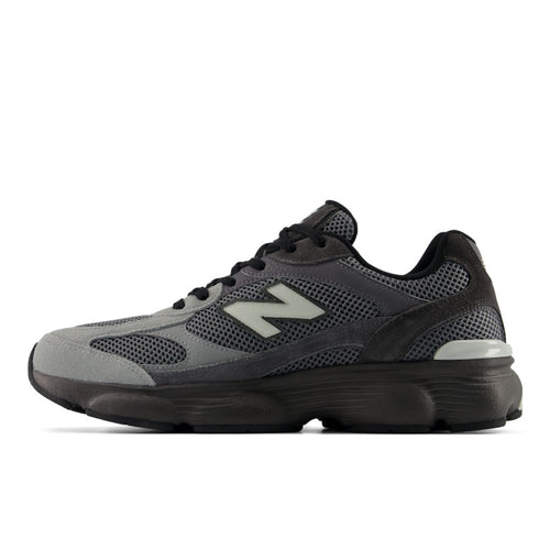 Men's New Balance 603 - Black
