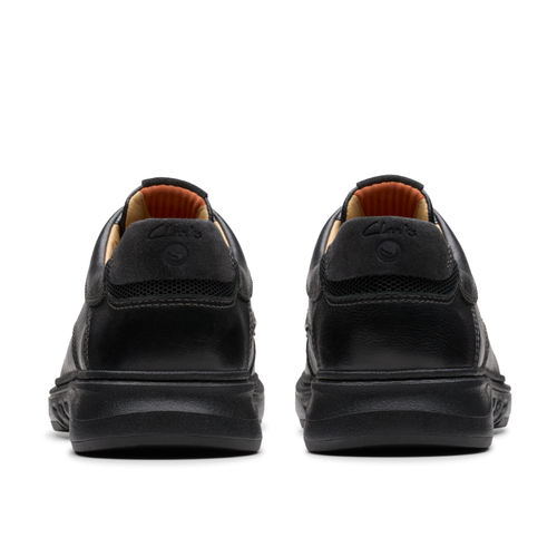 Men's Clarks Un Briley Pace - Black Leather