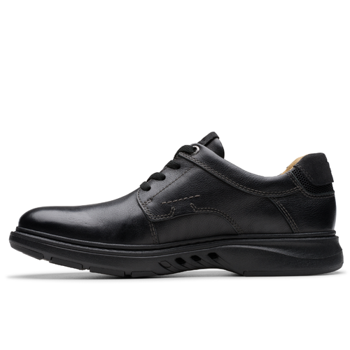 Men's Clarks Un Briley Pace - Black Leather