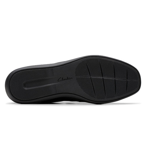 Women's Clarks Lynell Slip - Black Patent Leather