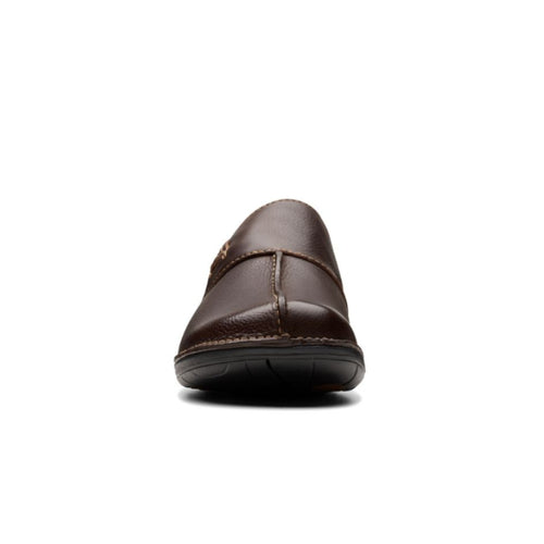 Women's Clarks Un Loop Ave - Dark Brown Leather