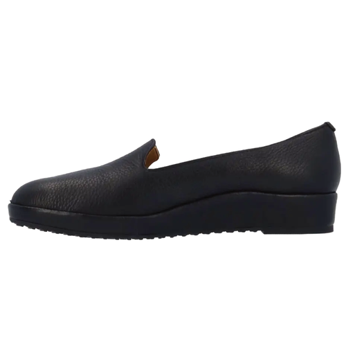 Women's L'Amour des Pieds Carlow - Black Lamba Leather