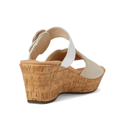 Women's Naot Breezy - Beige Nubuck/Soft White