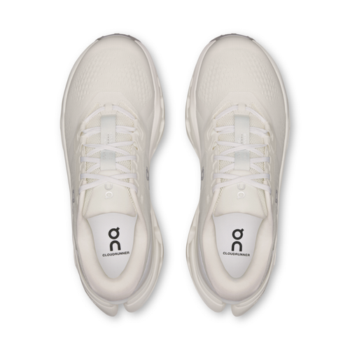 Women's On Cloudrunner 3 - White/Ivory