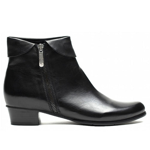 Women's Regarde Le Ciel Stefany 03 - Black