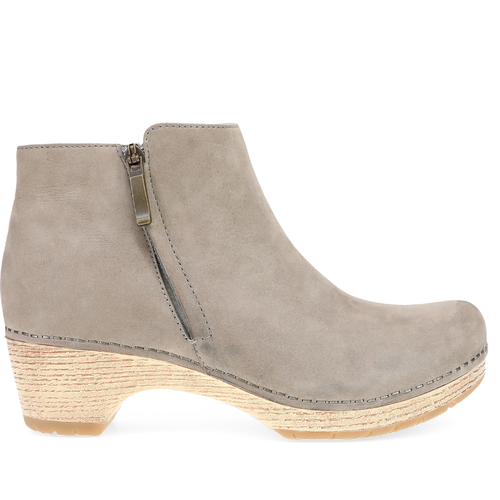 Women's Dansko Lizanne - Taupe Milled Nubuck