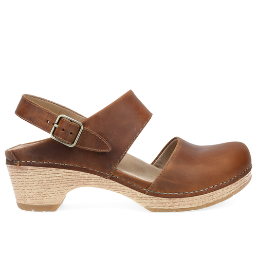 Women’s Dansko Lucia – Tan Oiled Pull Up