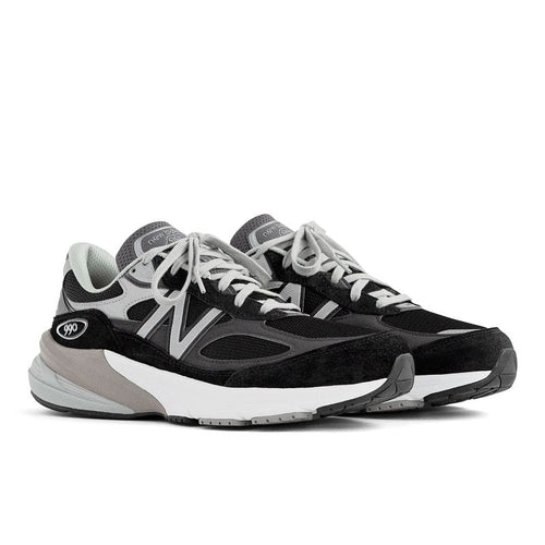 Women’s New Balance Made in USA 990v6 – Black/White