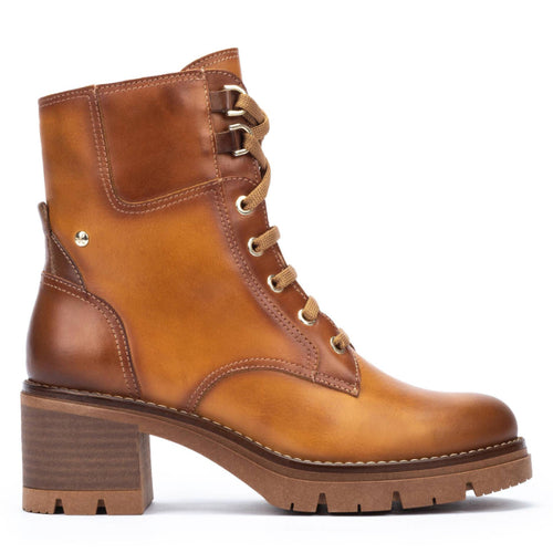 Women's Pikolinos Soria W0B-8552C2CHED Boot - Cheddar