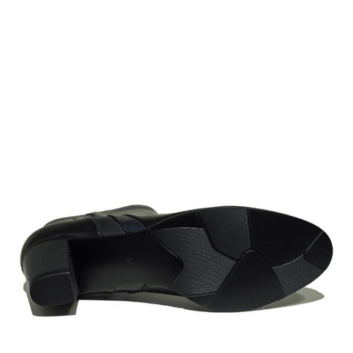 Women’s Regarde Le Ciel Sonia 137 – Black