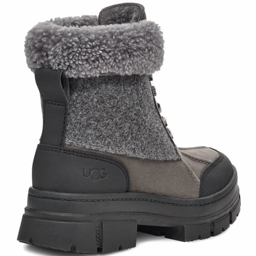 Women’s UGG Ashton Addie Tipped Boot – Charcoal