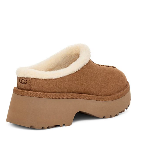 Women’s UGG New Heights Cozy Clog – Chestnut