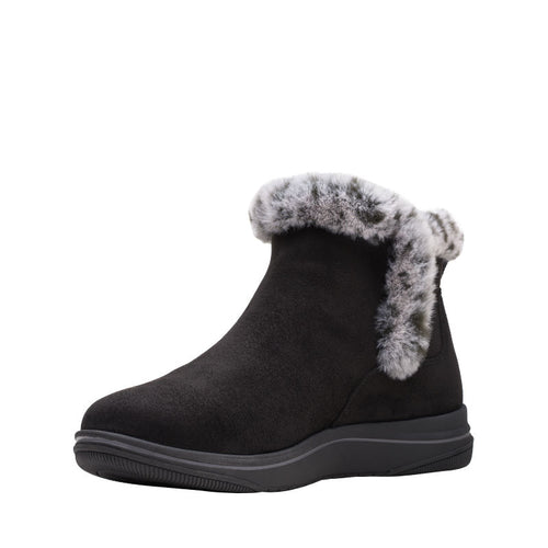 Women's Clarks Breeze Fur - Black