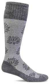 Women's Sockwell Lotus Lift Firm Graduated Compression Socks - Charcoal